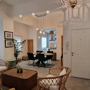 https://holidays2malaga-juan-de-austria-2-bed-2-bathroom-800.es-andalucia.com