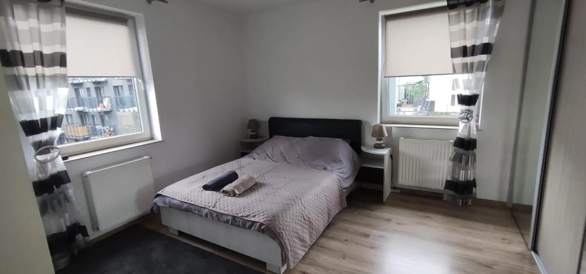 Pleasant Private And Fully Equipped Apartment With Private Parking Space Close To District Kazimierz Krakow