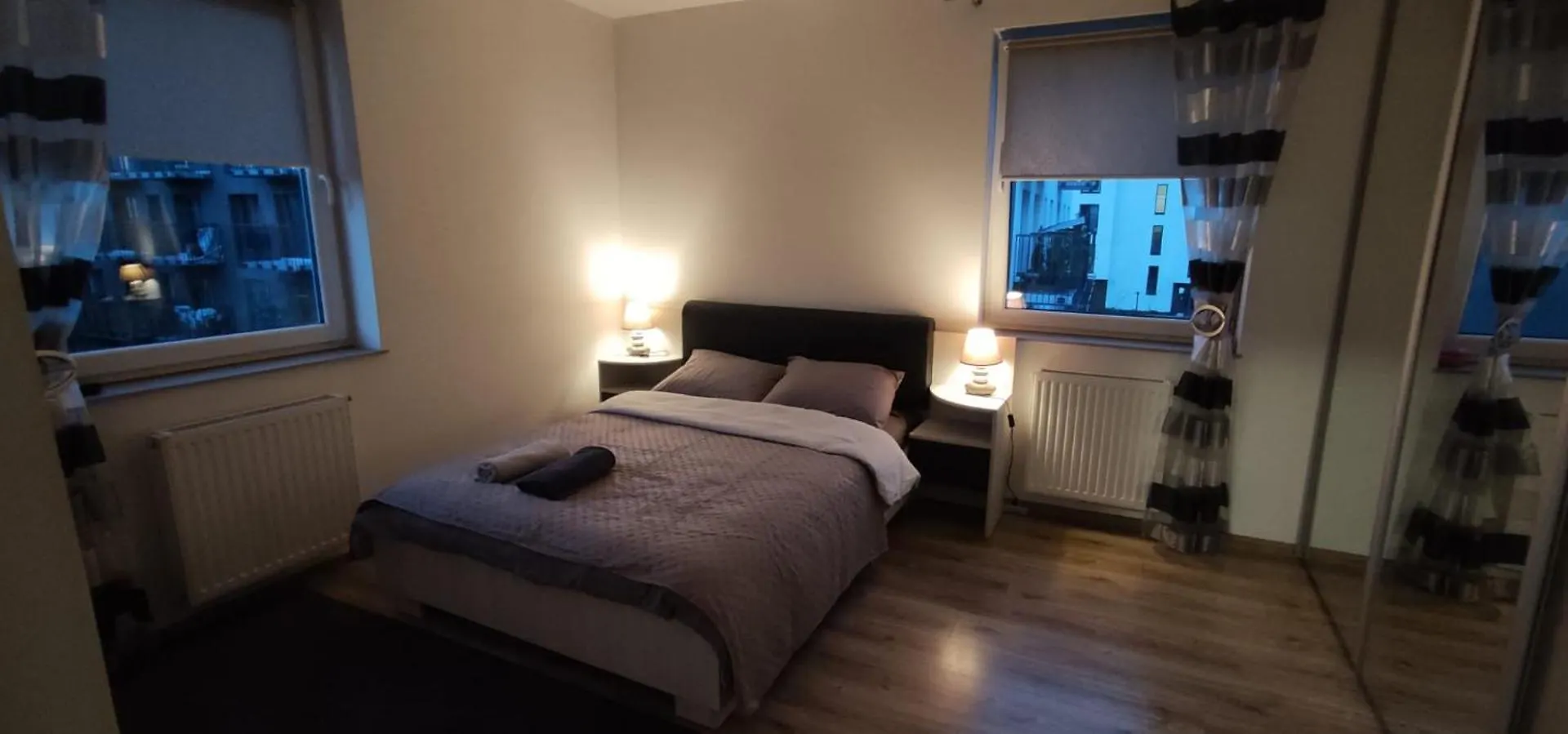 Pleasant Private And Fully Equipped Apartment With Private Parking Space Close To District Kazimierz Krakow
