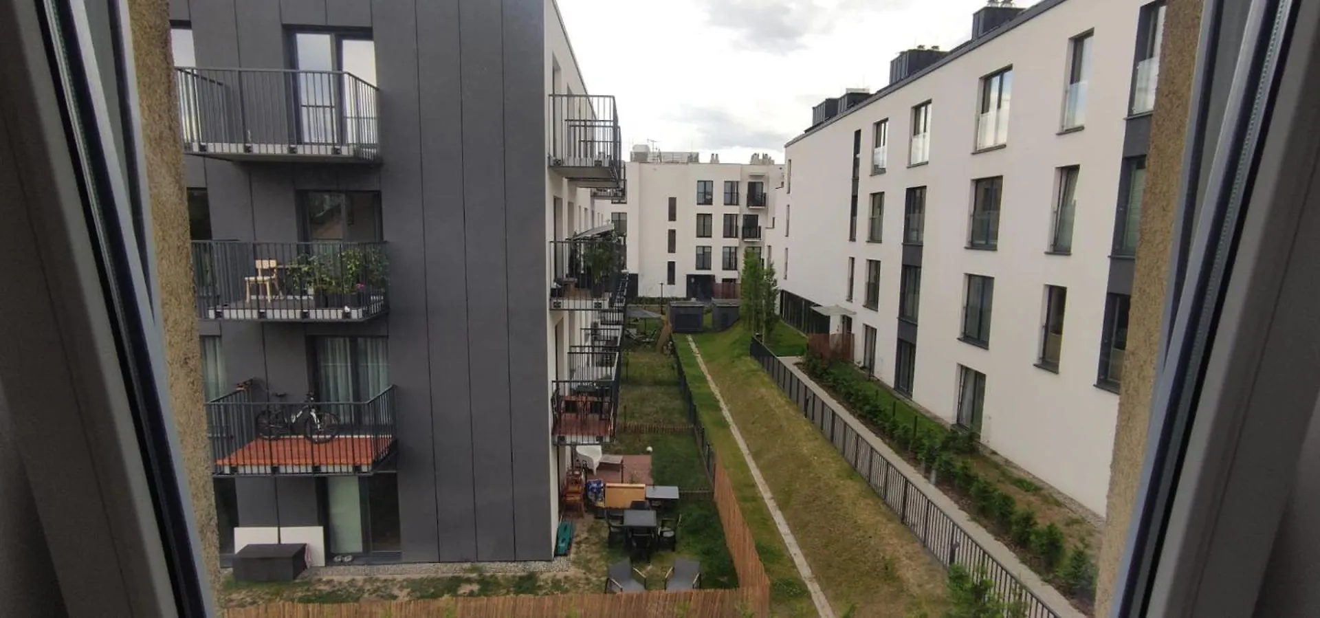 Pleasant Private And Fully Equipped Apartment With Private Parking Space Close To District Kazimierz Krakow