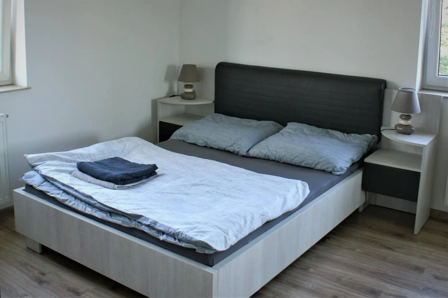 Pleasant Private And Fully Equipped Apartment With Private Parking Space Close To District Kazimierz Krakow